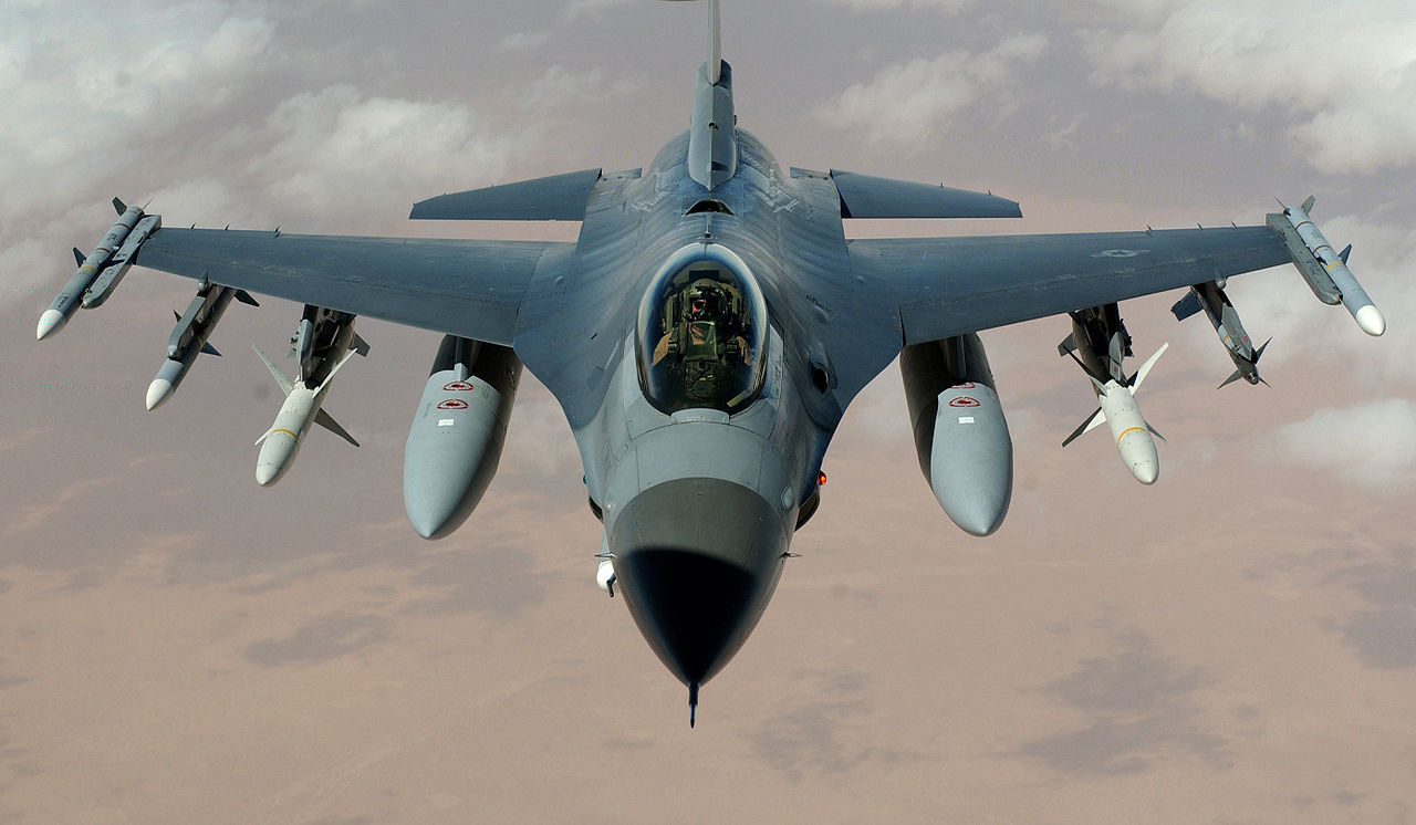 „Hamarosan F-16-osok lesznek Ukrajna egén”