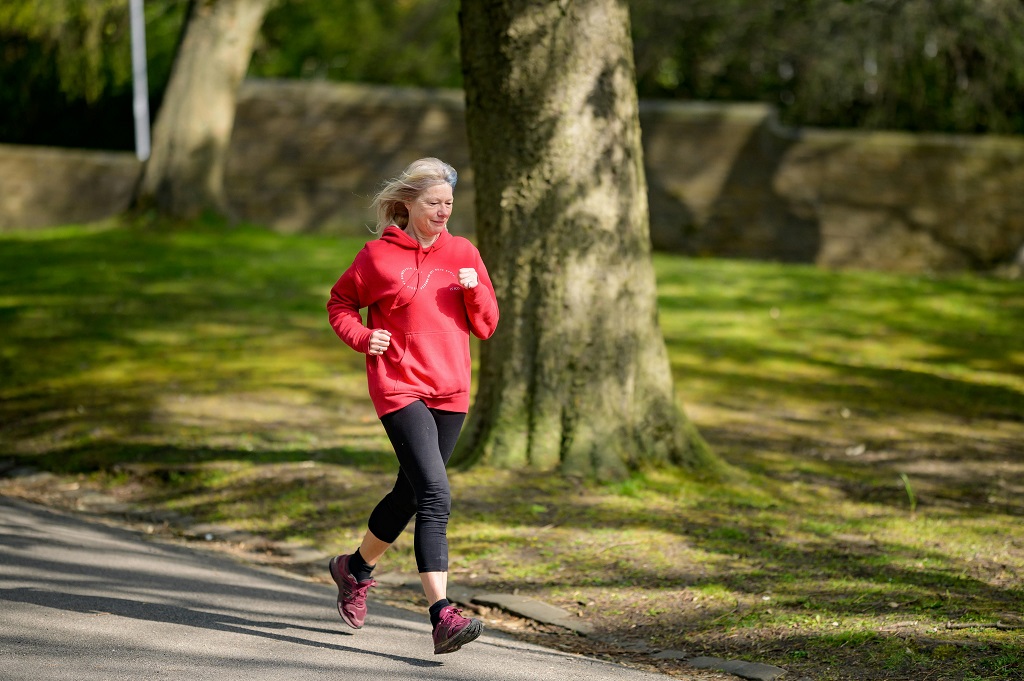 Lassú futás vagy gyors gyaloglás? Mutatjuk, melyik a hatékonyabb