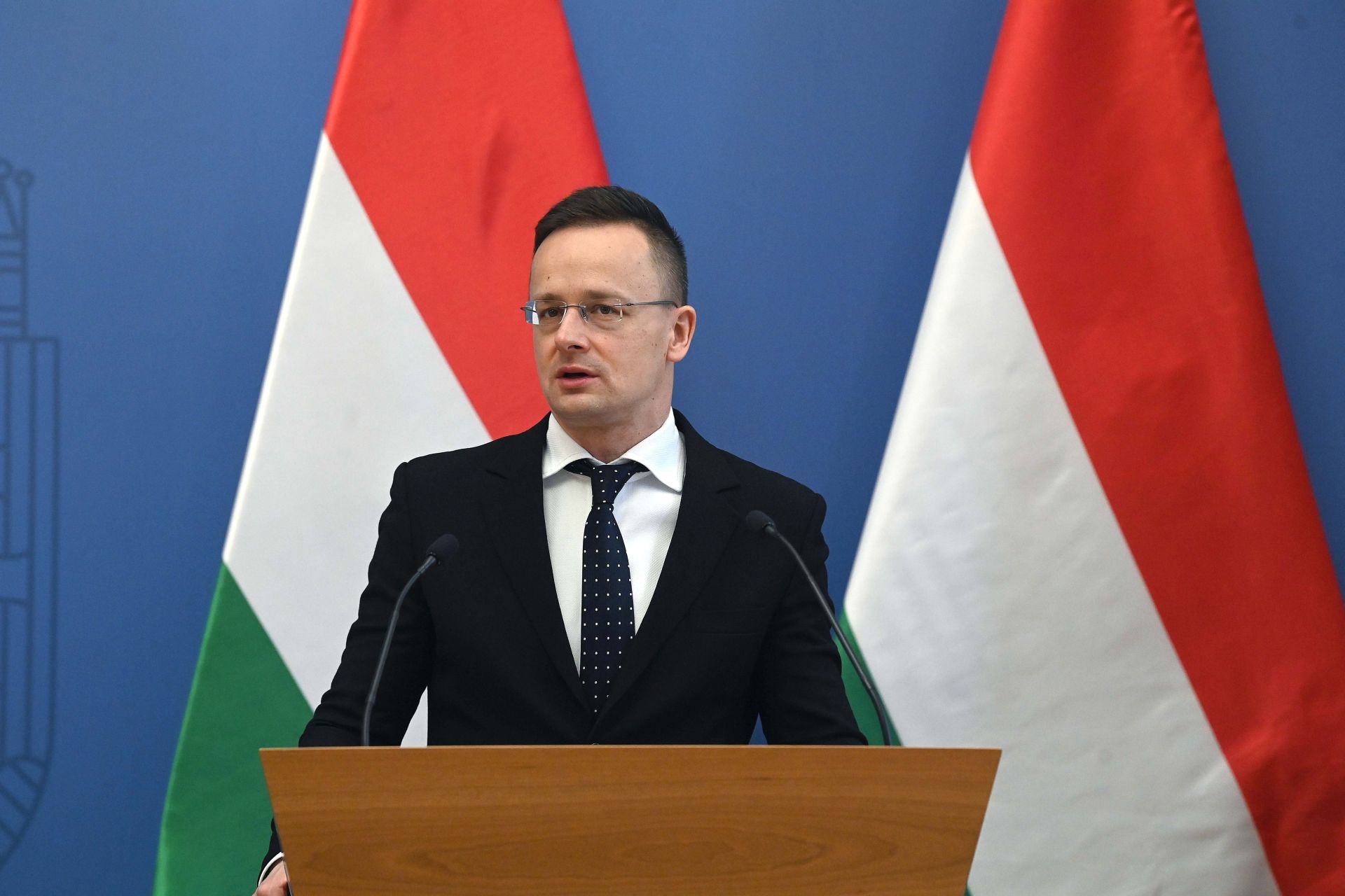 Szijjártó Péter: Magyarország nem tudja támogatni Ukrajna transzatlanti és európai integrációját, amíg a kárpátaljai magyar iskolák veszélyben vannak