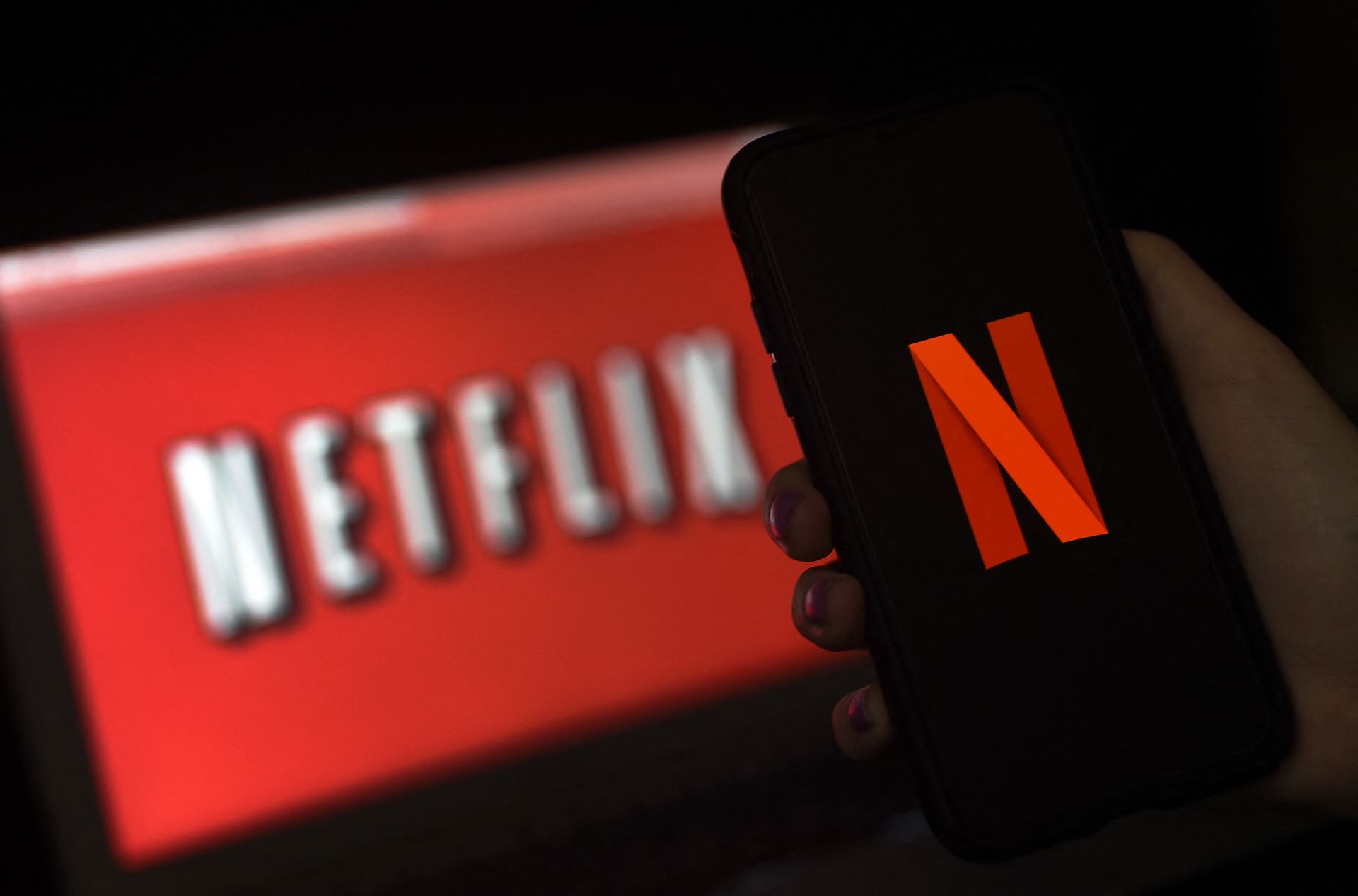 Most már hivatalos – jön a reklámokkal ellátott Netflix