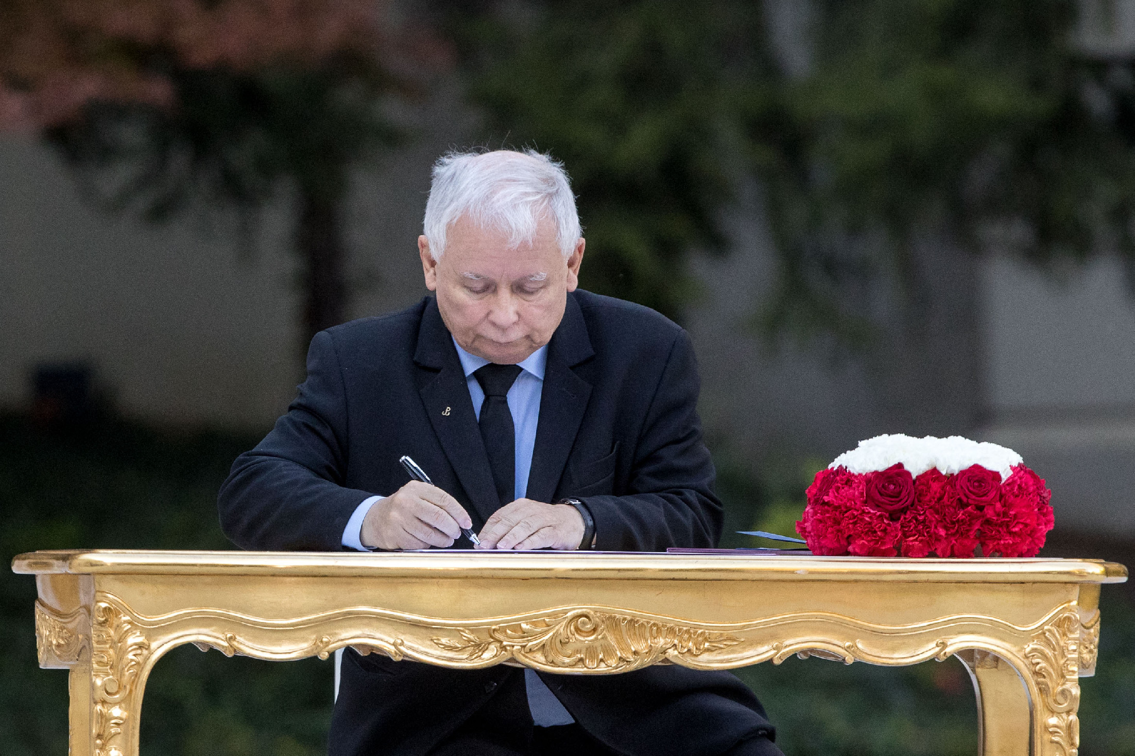 Rendkívüli – Kaczyński lemondott