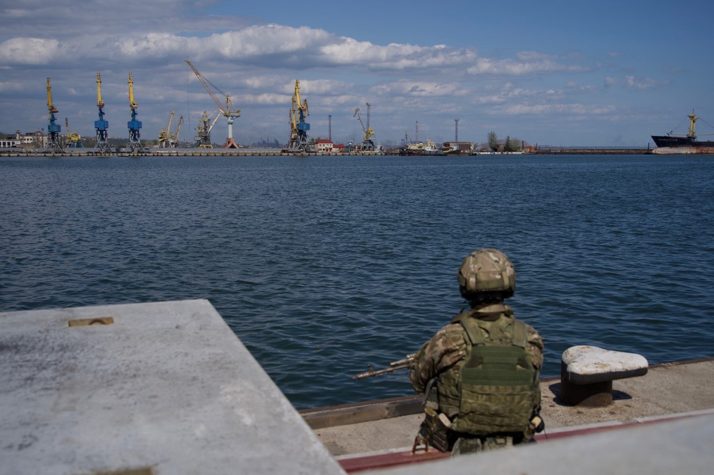 Aknamentesítették a mariupoli kikötőt az oroszok