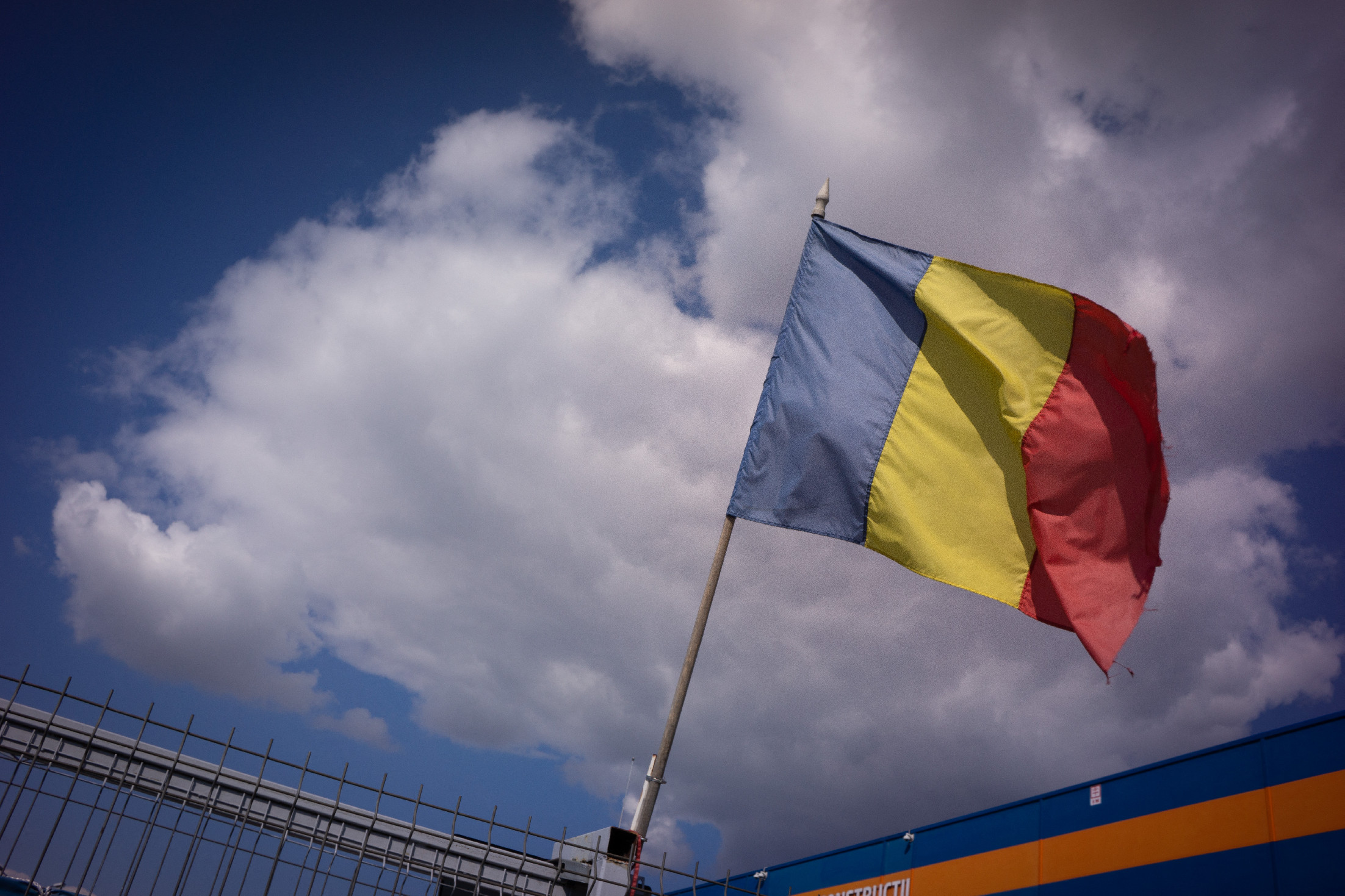 Romániában is kezd elszállni az államháztartás hiánya