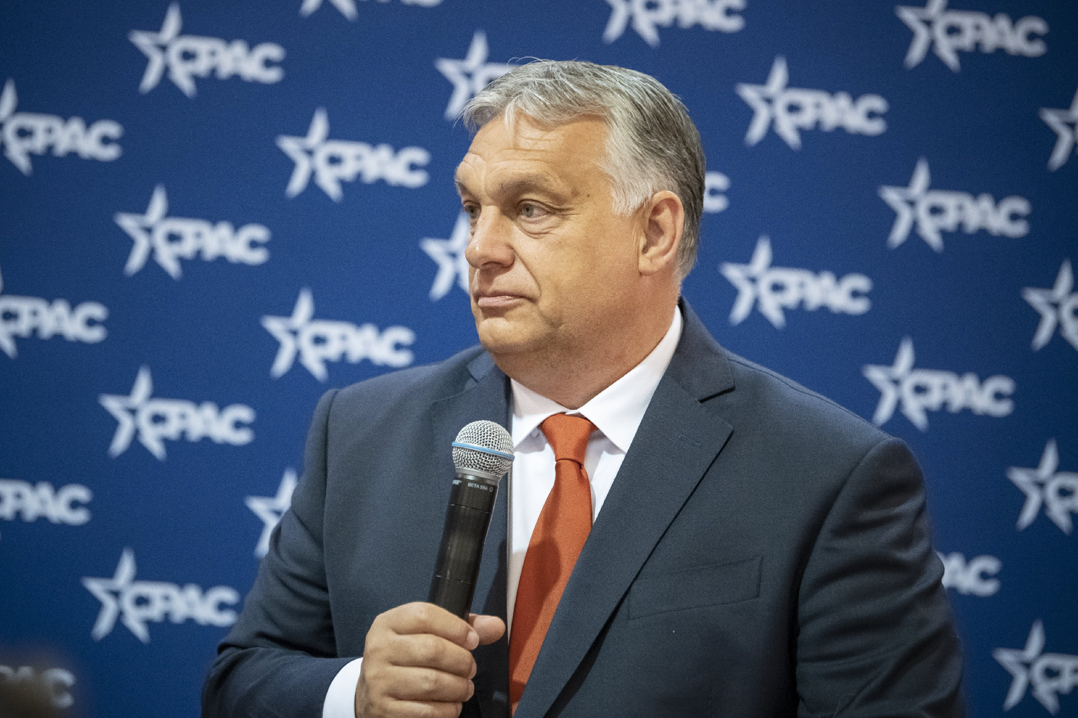  Orbán Viktor: „A globalisták mind mehetnek a pokolba, én Texasba jöttem”