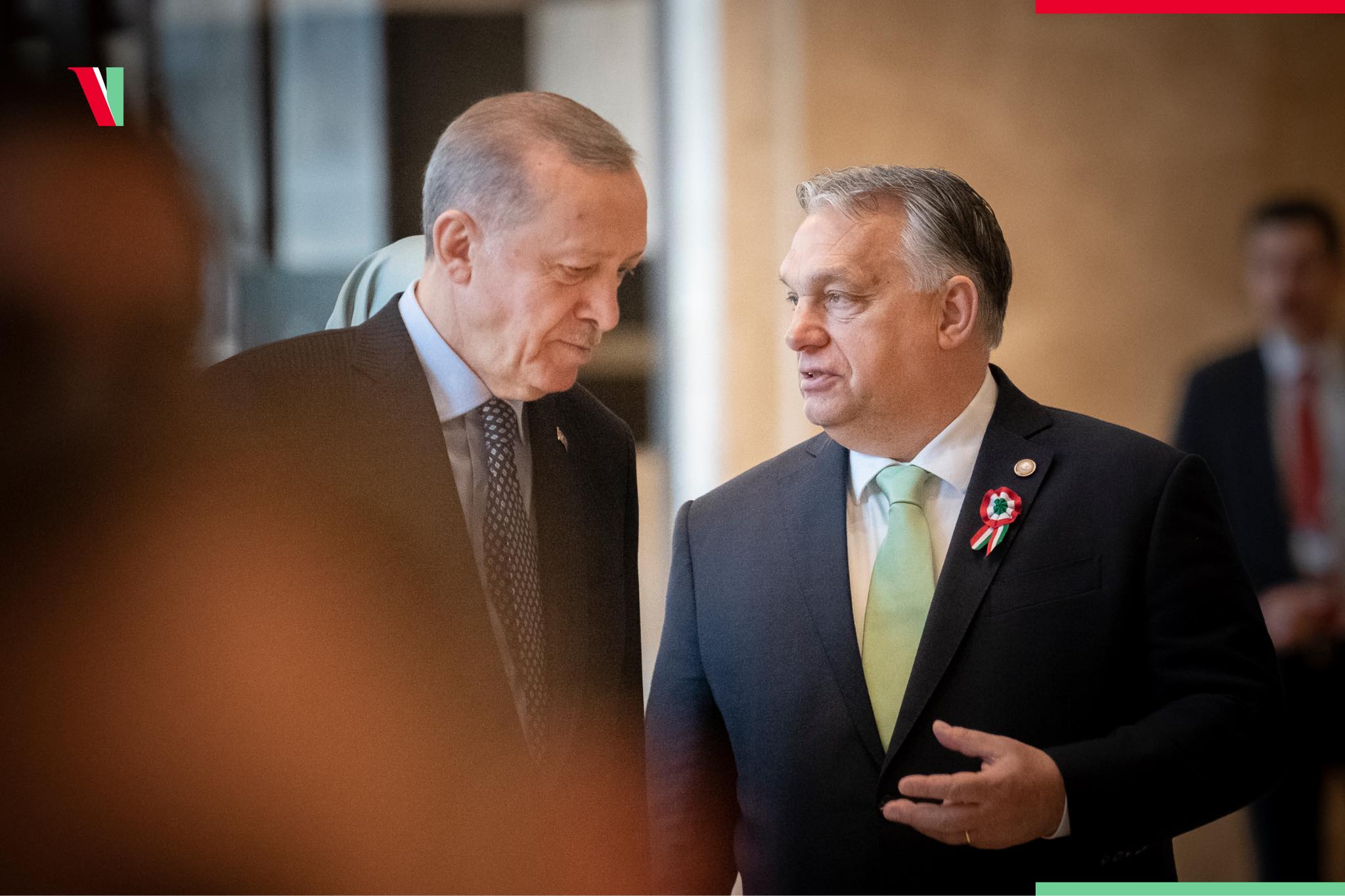 Orbán Viktor Törökországból: Magyarország segít a bajban