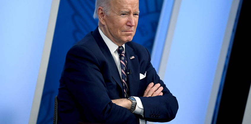 Nagyon fontos gazdasági mentőcsomagot írt alá Joe Biden