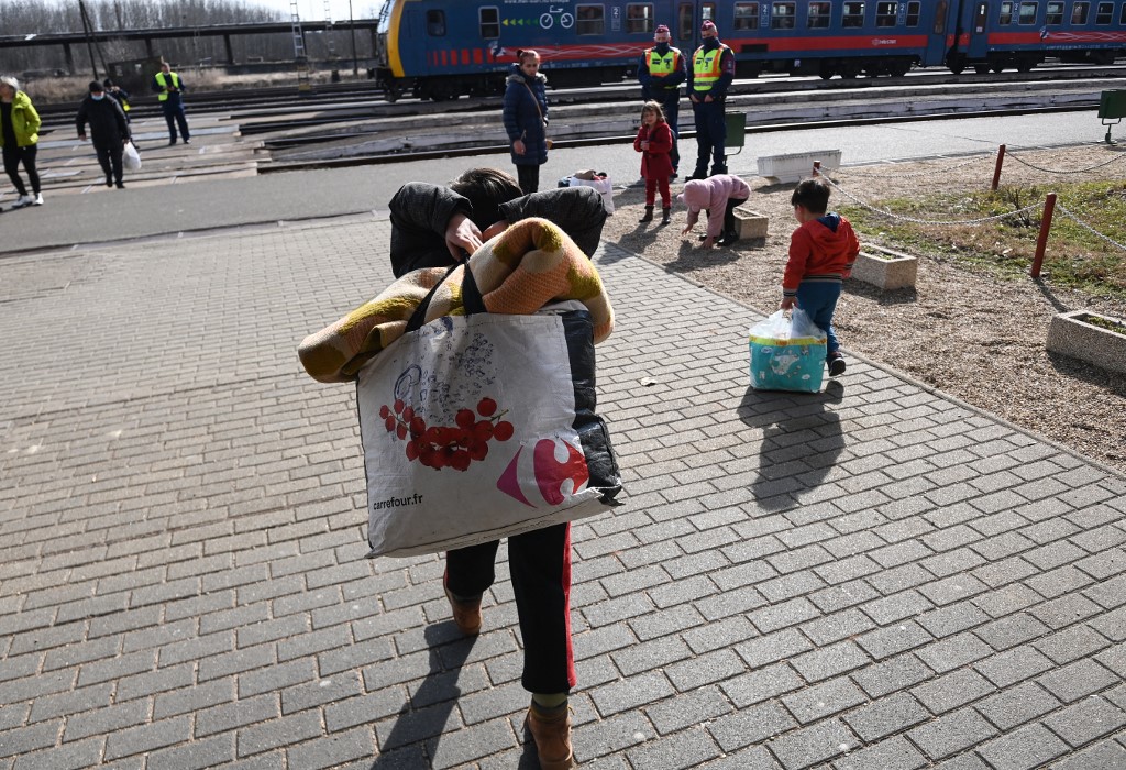 Száztíz millió eurós humanitárius támogatást küld az EU Ukrajnának