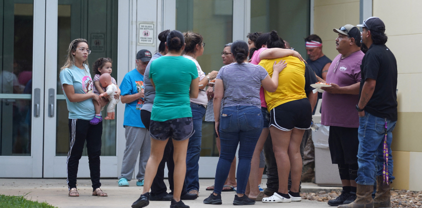 DNS-mintákkal segítik a szülők a texasi iskolai lövöldözés áldozatainak beazonosítását