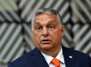 Lerobbant Orbánék motorcsónakja Horvátországban, egy újságíró sietett a segítségükre