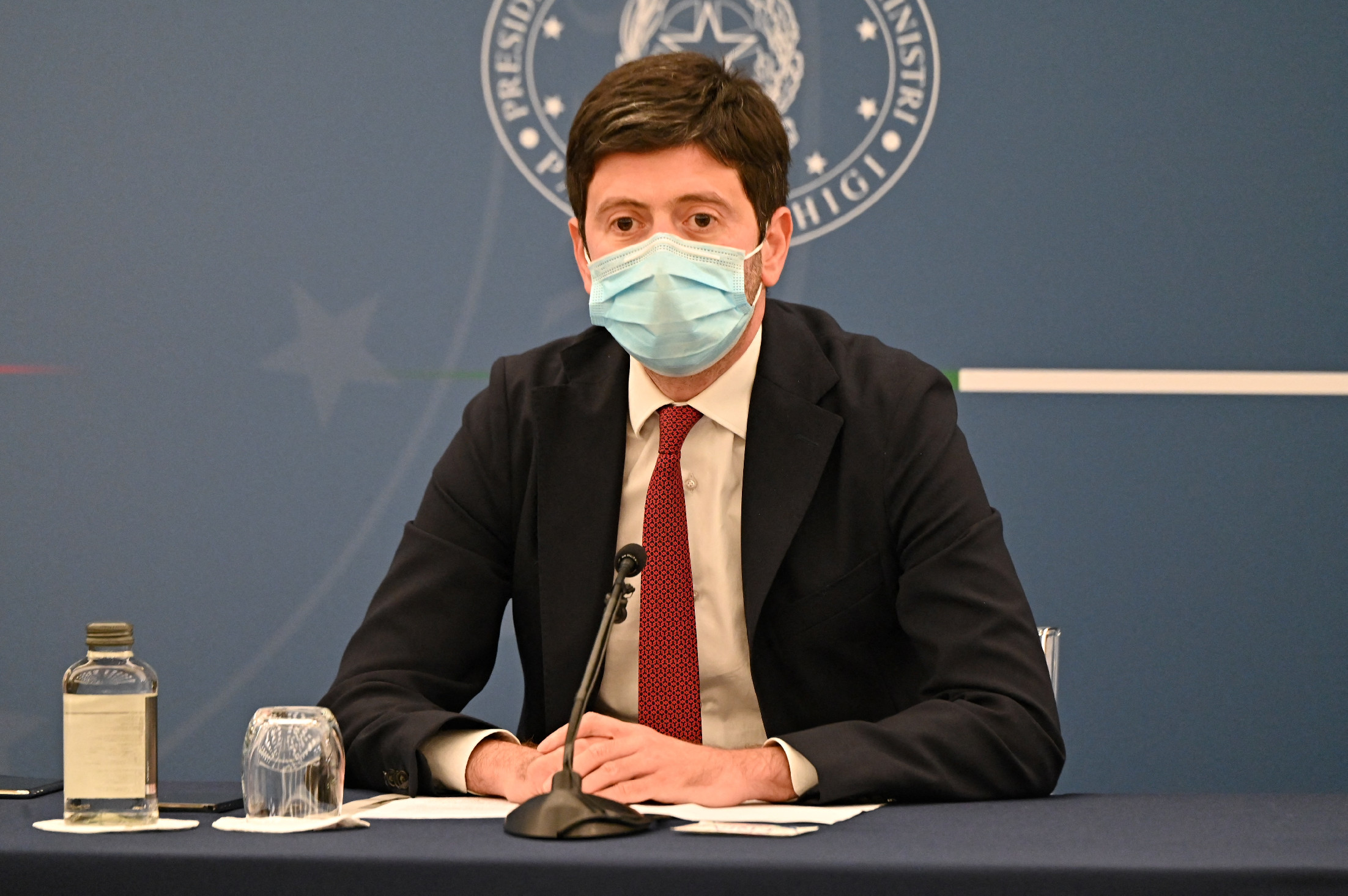 Az olasz egészségügyi miniszter a belföldi utazást javasolja karácsonykor