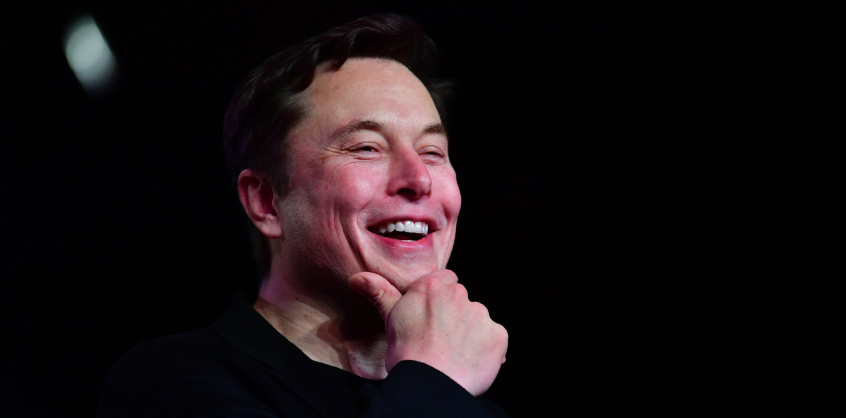 Elon Musk szőröstől-bőröstől bekebelezné a Twittert