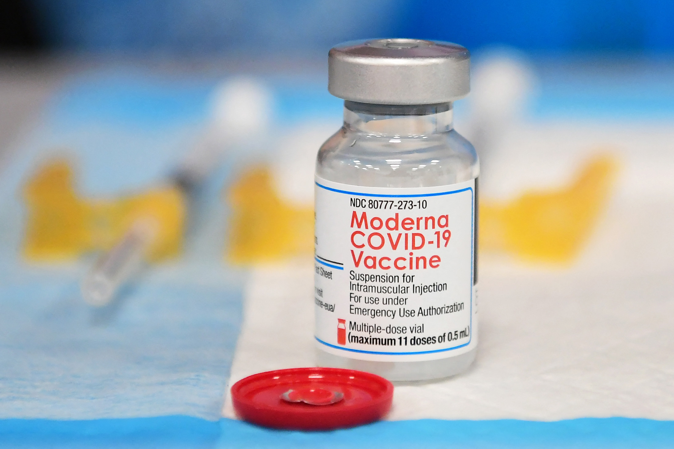 800 ezer adag Moderna vakcina érkezik