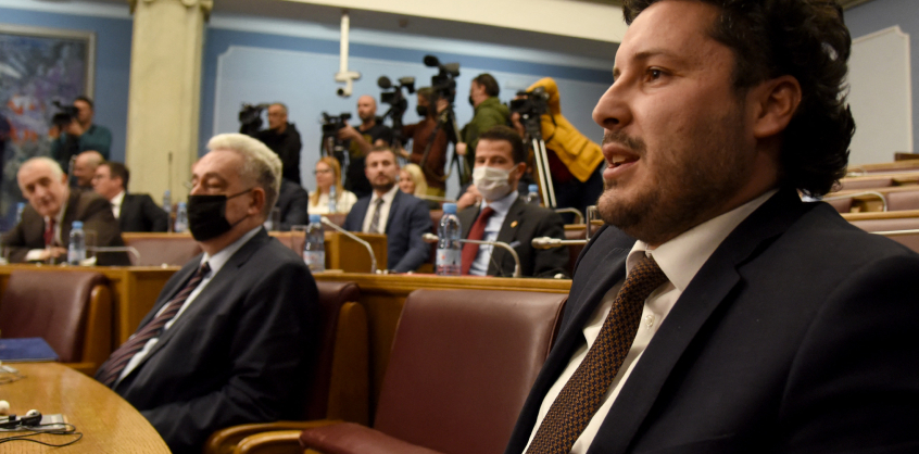 Új, Európa-barát kormánya lett Montenegrónak