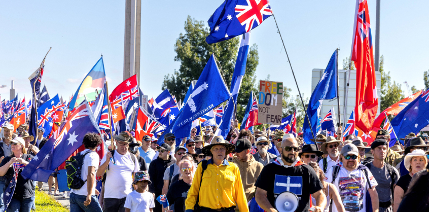 Az ausztrál hatóságok estig adtak haladékot az oltásellenes tüntetőknek