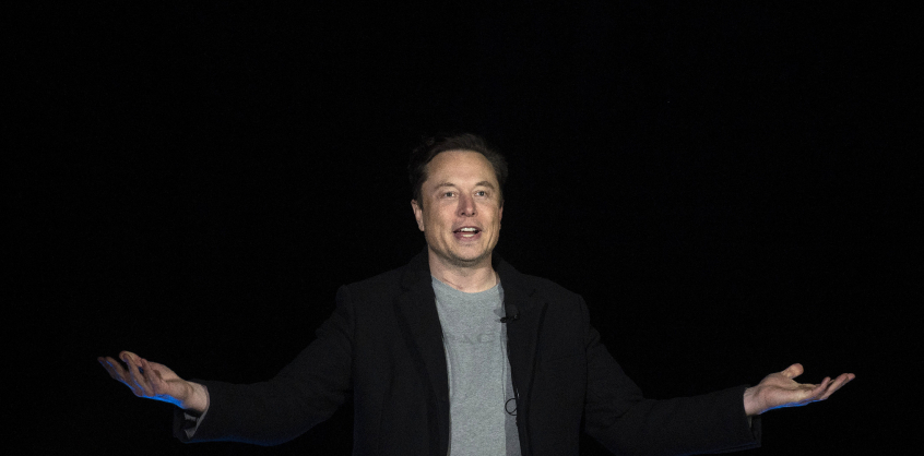 Elon Musk azzal védekezik, hogy szavahihetetlen