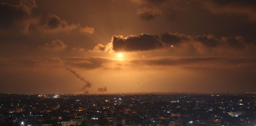 A Gázai egészségügyi minisztérium szerint civilek is meghaltak az izraeli rakétacsapásokban