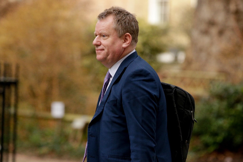 Lemondott a brit Brexit-ügyi államtitkár