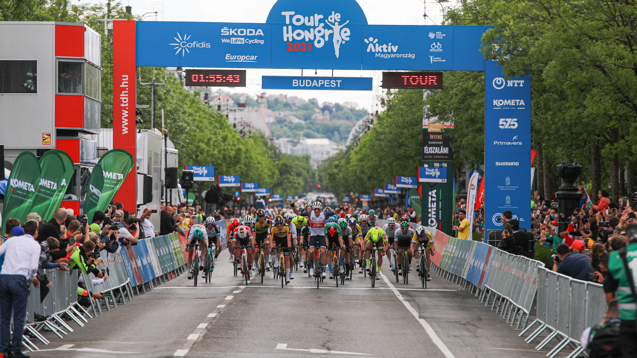 Tour de Hongrie - Damien Howsoné a sárga trikó, Theuns nyerte a záróetapot