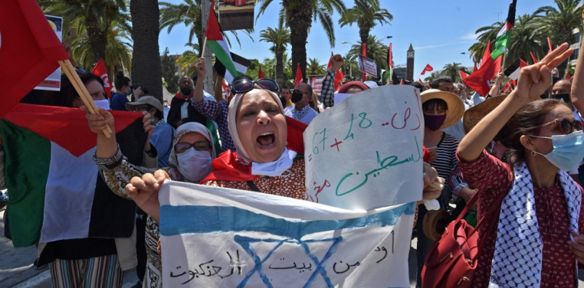 Tunézia tiltakozik: Ők aztán nem békülnek Izraellel