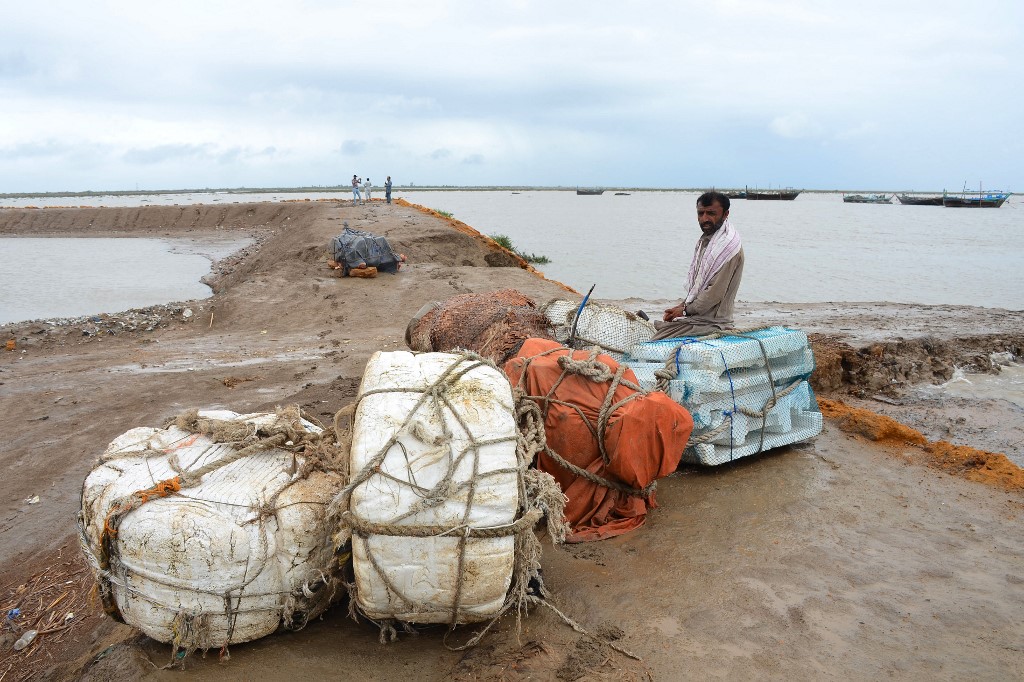 Halálos ciklon közelít India és Pakisztán térsége felé