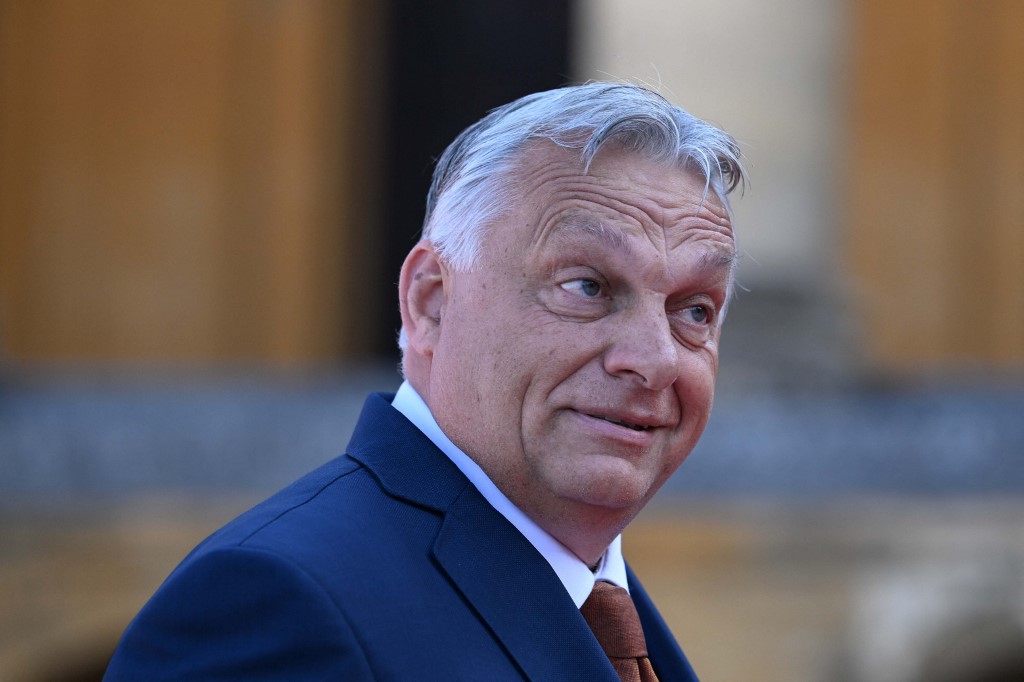 Fontos levelet küldött a frissdiplomásoknak Orbán Viktor, ez áll benne 