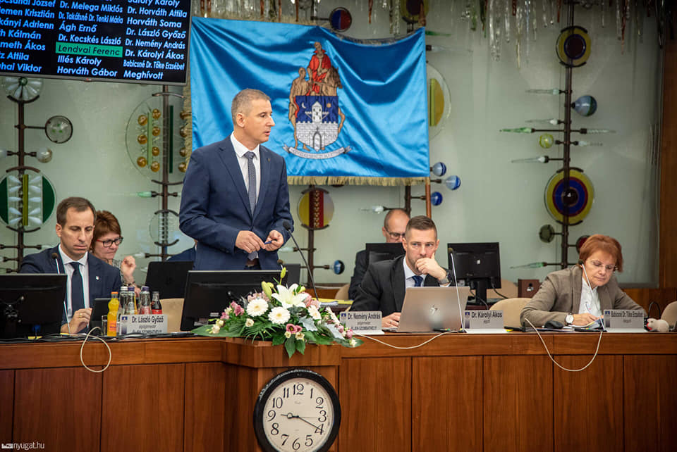 Szombathelyi polgármester: 45 nap múlva adják ki a kért koronavírus adatokat