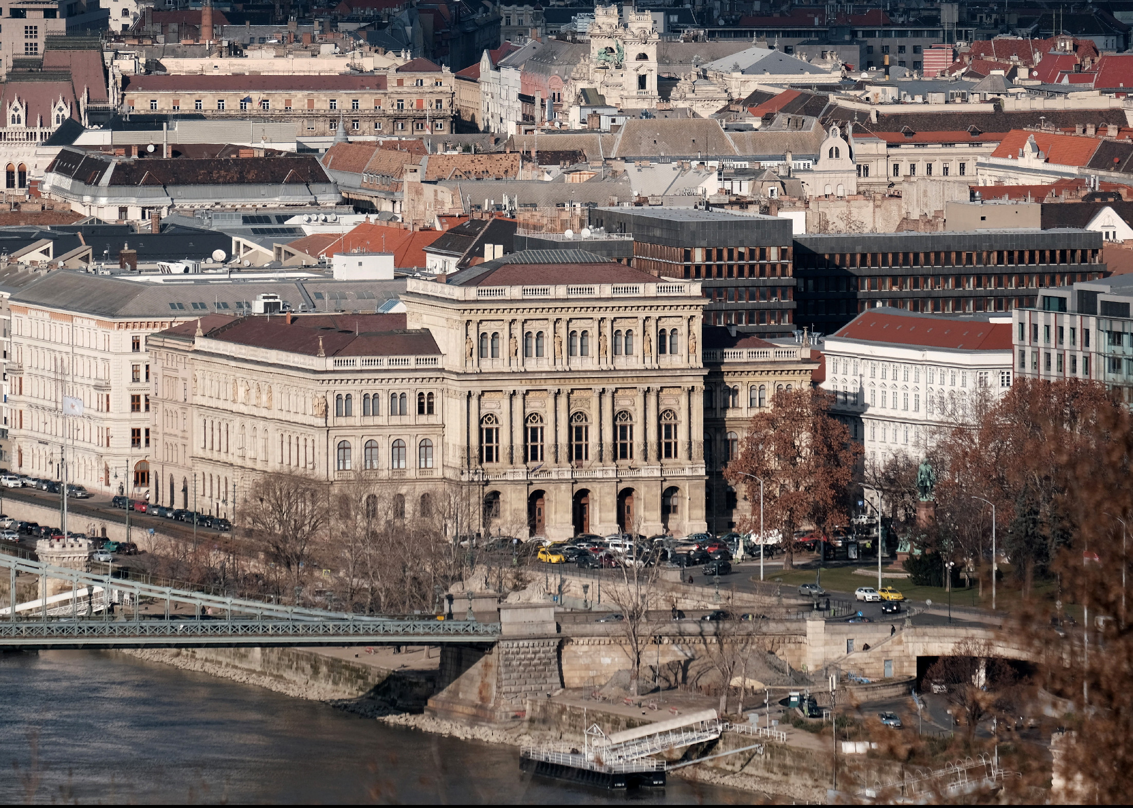 A Magyar Tudományos Akadémia is segít a rászorulókon