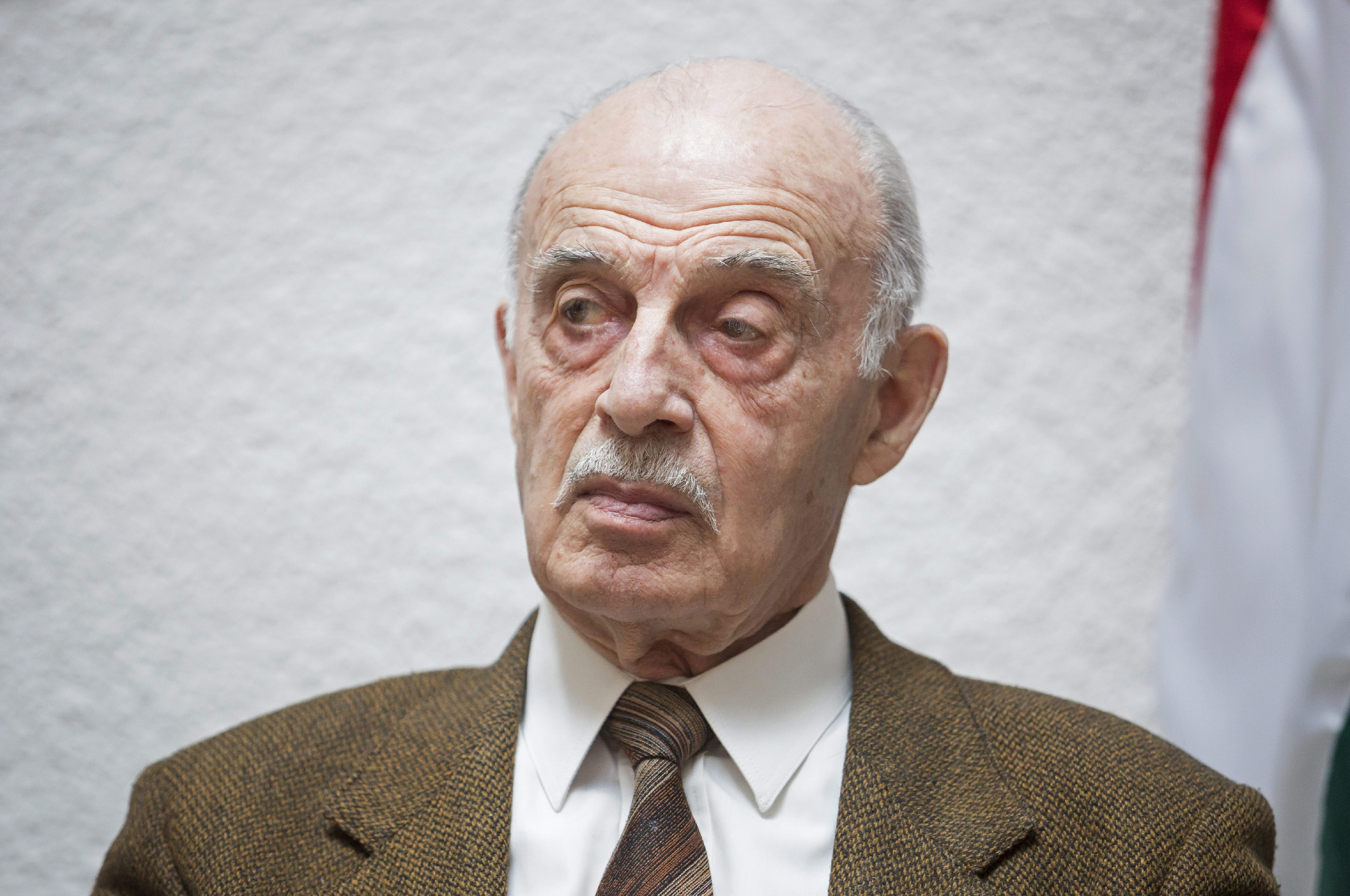 Meghalt Galgóczy Árpád költő, műfordító
