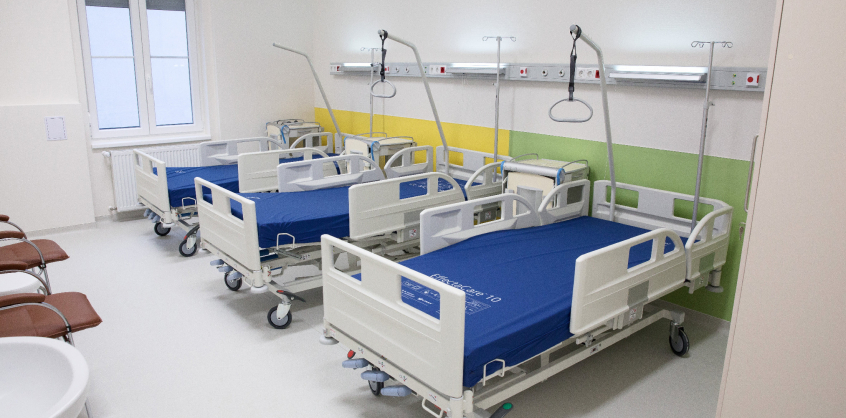 A kórházak is visszatérnek a normál kerékvágásba