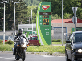 Népszava: Több száz kúton fogyhat el az üzemanyag hetente