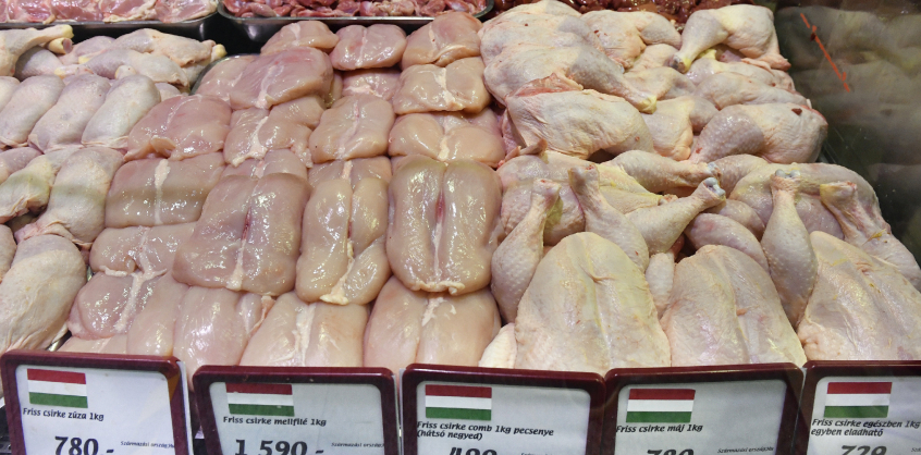 A csirkefarhát árát is rögzítik, ezt jelentette be Gulyás Gergely