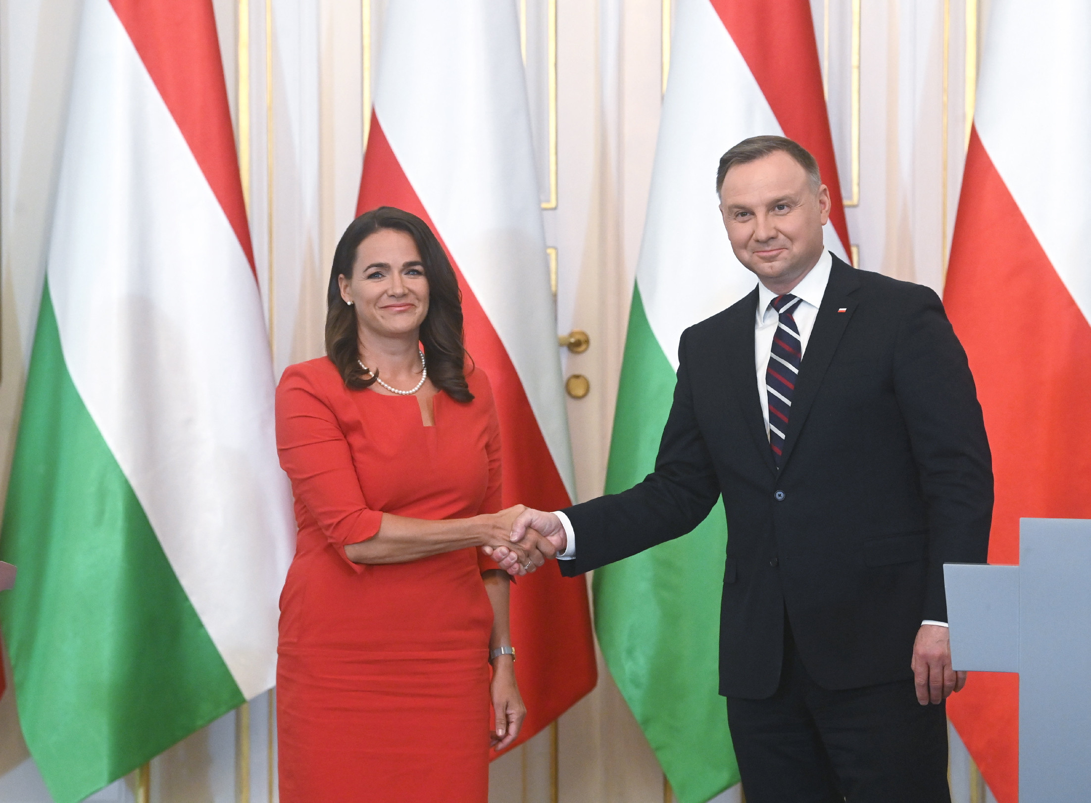 Lengyel elnök: Brüsszel késlelteti a magyar helyreállítási alap eszközeinek folyósítását
