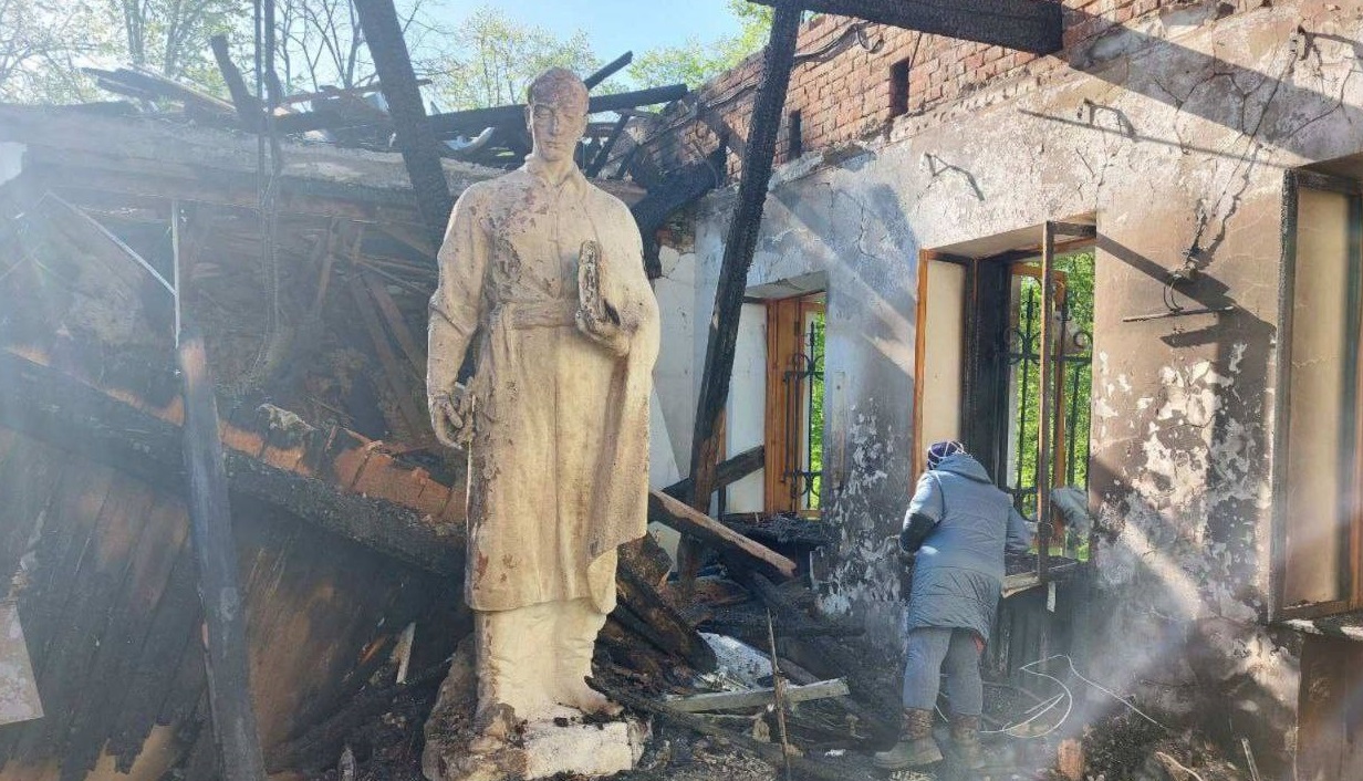 Lebombázták az oroszok a nagy filozófus és költő múzeumát