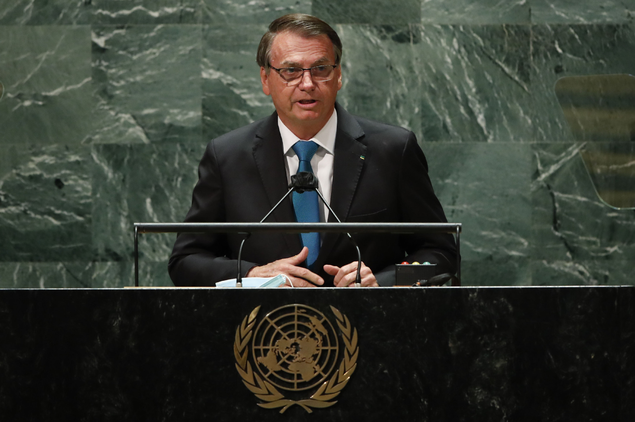 Oltás nélkül ment az ENSZ-közgyűlésre a brazil elnök, maszkját is levette