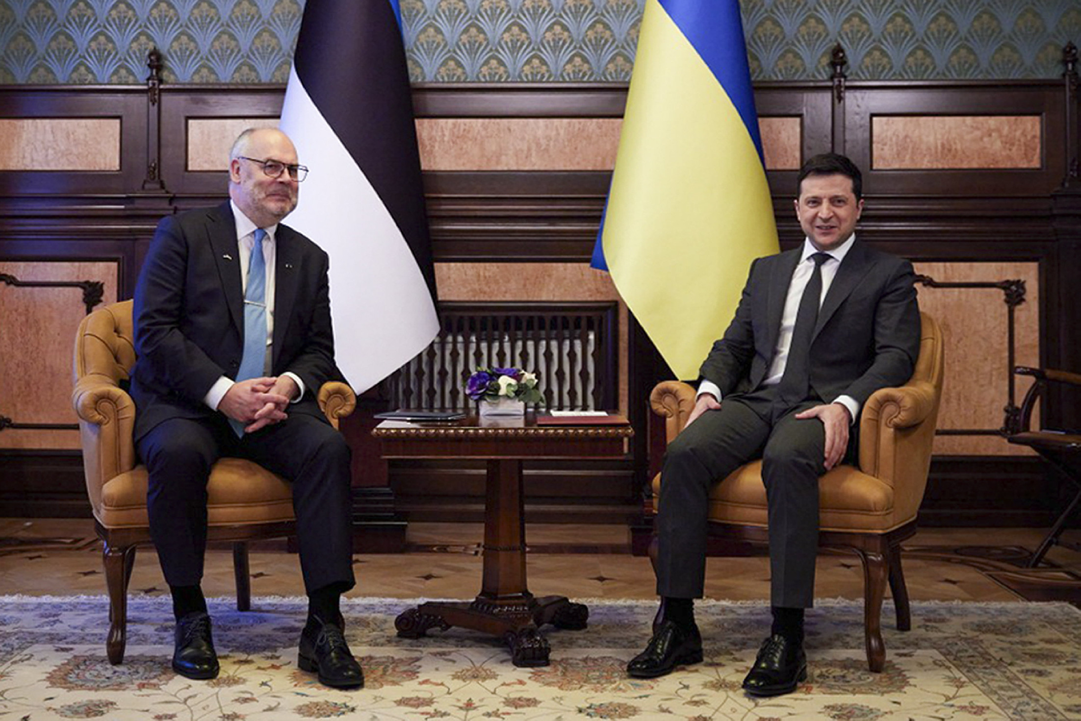 Észtország és Románia is ragaszkodik a NATO keleti bővítéséhez