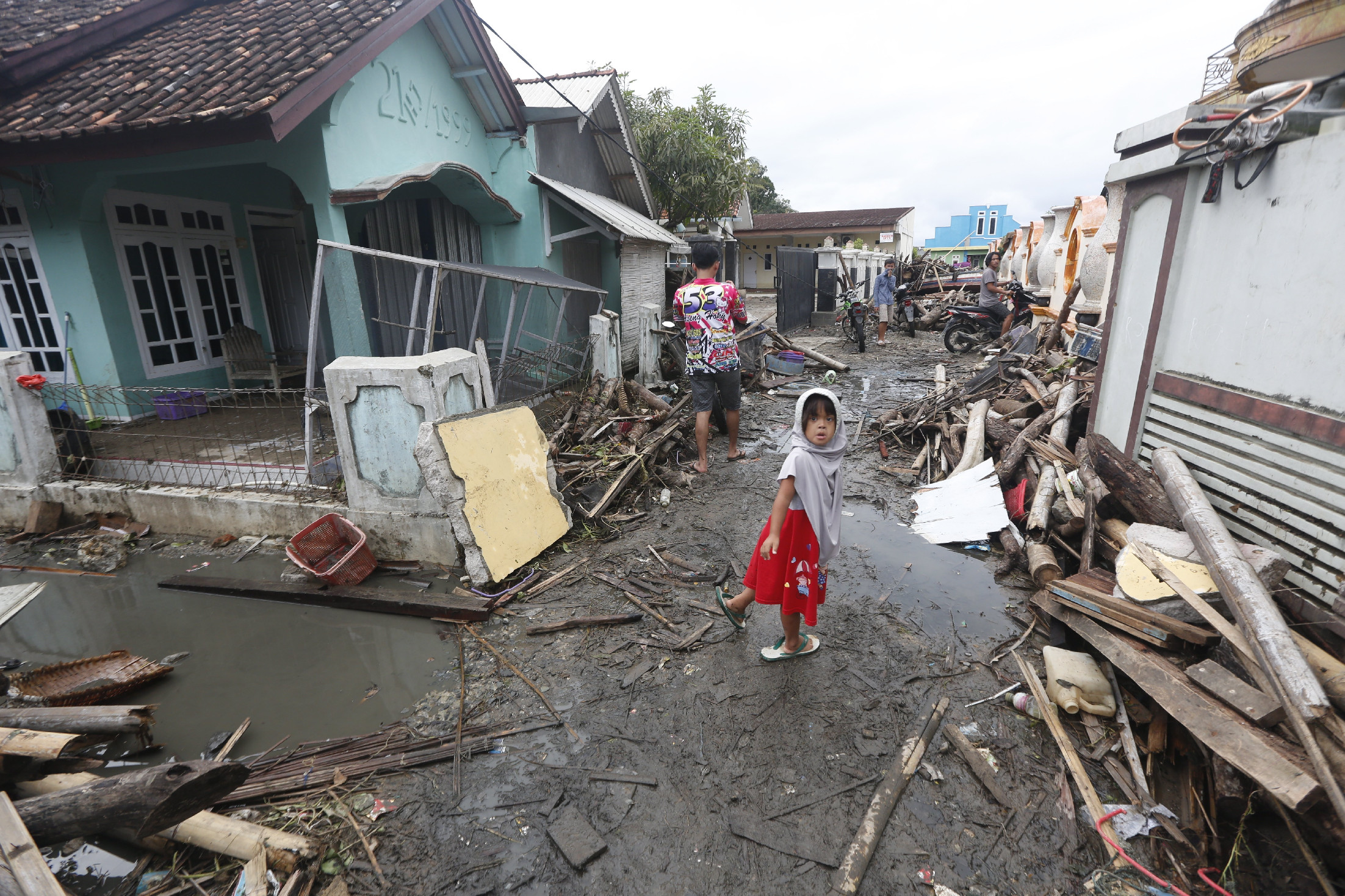 Akkora földrengés volt Indonéziában, hogy elrendelték a cunamiriadót