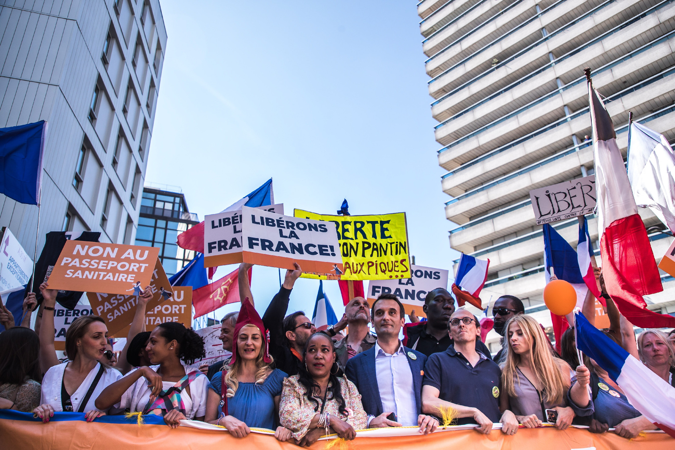 Újabb tüntetés Franciaországban 