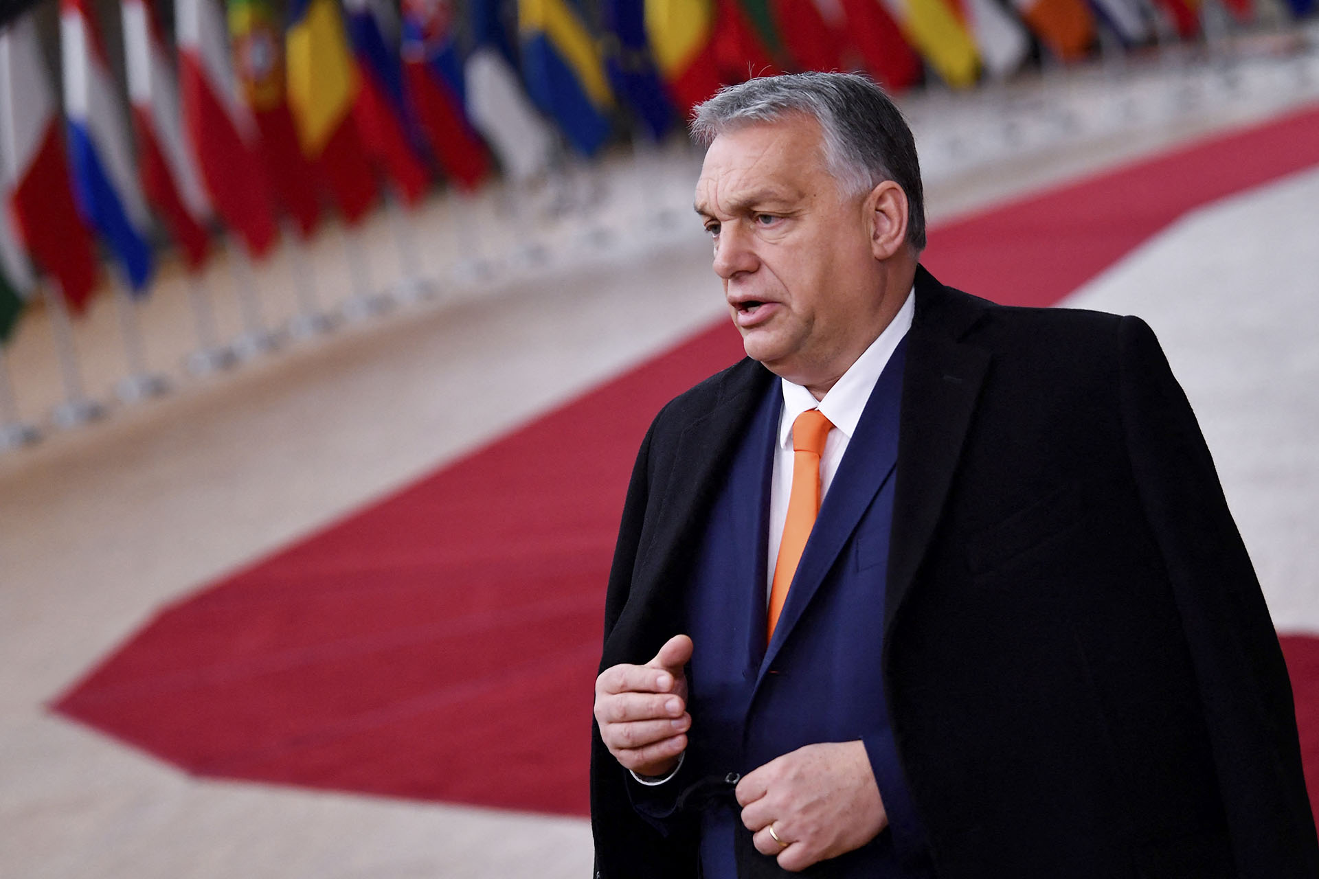 Orbán lemondott a gazdaságélénkítésre szánt EU-s pénz több mint feléről