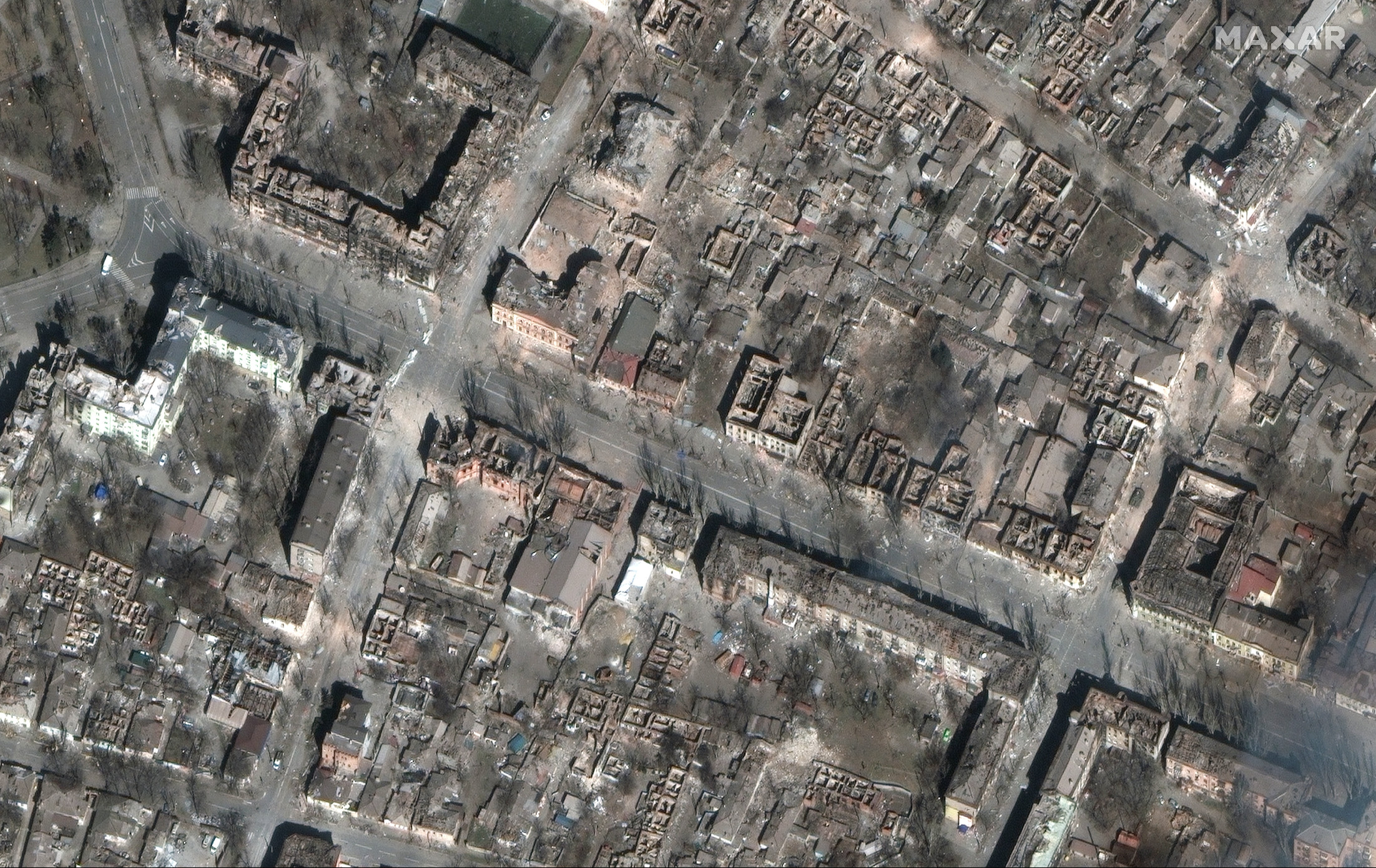 Műholdfelvételeken az elpusztult Mariupol