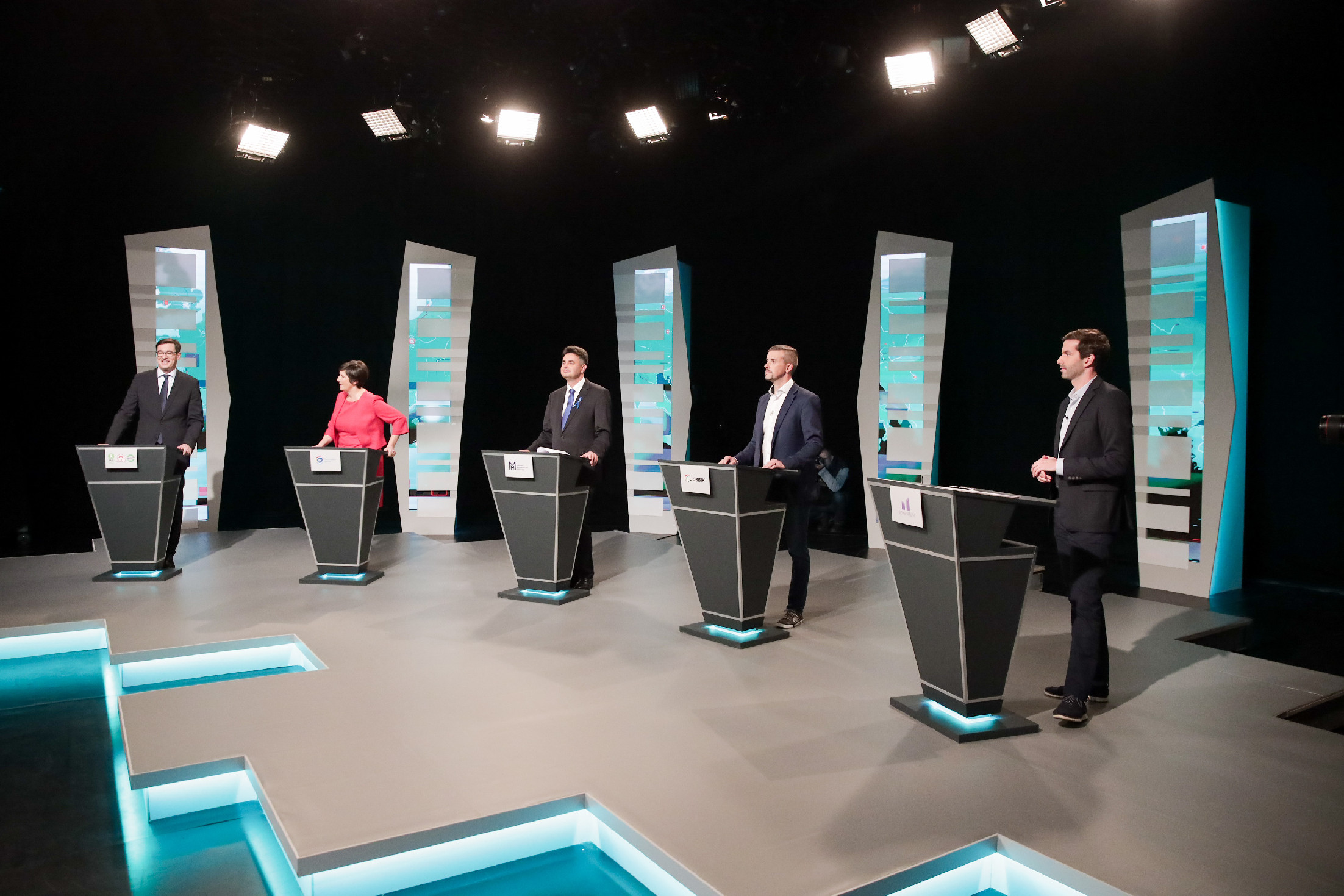 Republikon: gyengült a Fidesz, jól jött ki az ellenzék az előválasztásból, kivéve egy pártot