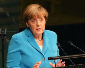 Merkel: Legyen kölcsönösen elismert és transzparens az oltóanyag gyártása