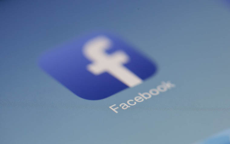 Ellopták és közzétették félmilliárd Facebook-felhasználó személyes adatait az interneten