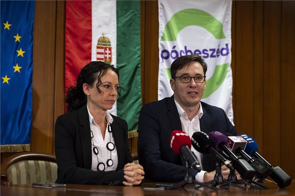 Szabad Európa: Szabó Tímea szólította fel Karácsony Gergelyt a visszalépésre