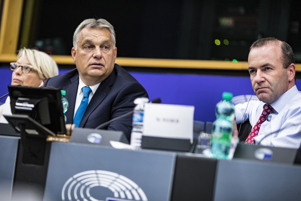 Magyar Nemzet: A Fidesz ma kilép a néppárt EP-frakciójából
