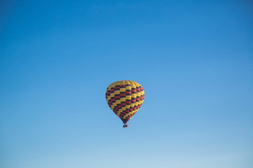 Kigyulladt és lezuhant egy utasokkal teli hőlégballon