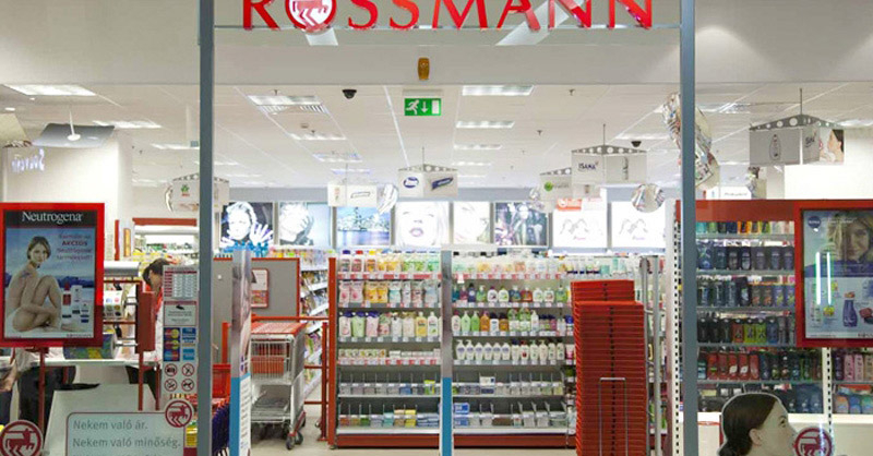 Rezsitámogatást kapnak a Rossmann dolgozói