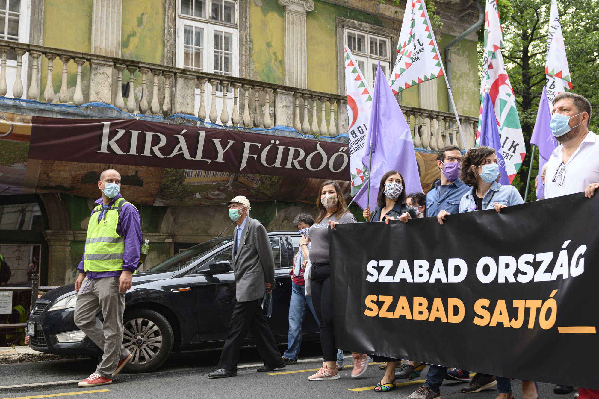 A magyarok közel fele aggódik a sajtószabadság helyzete miatt