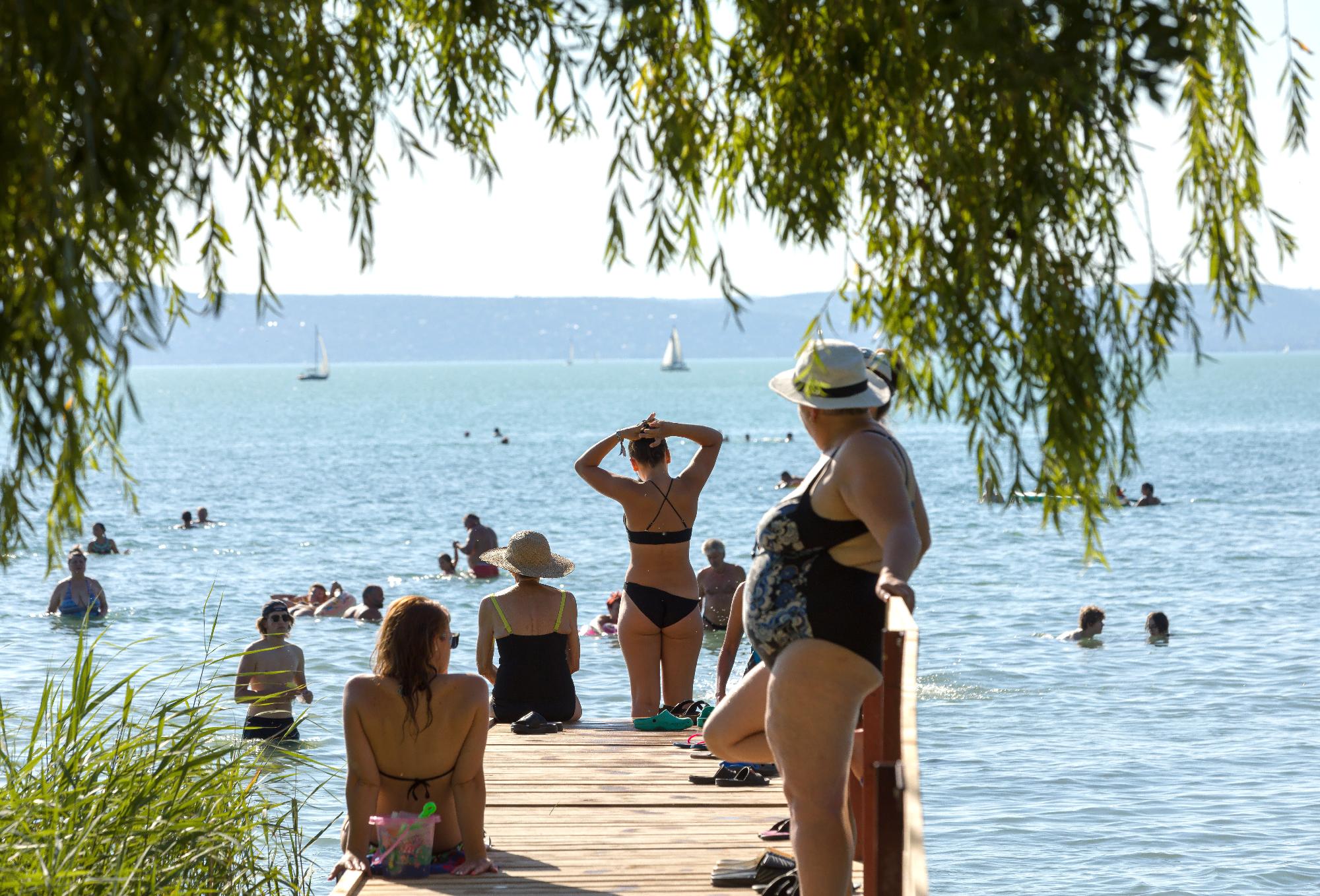 A magyarok harmada bízik benne, hogy idén el tud menni nyaralni