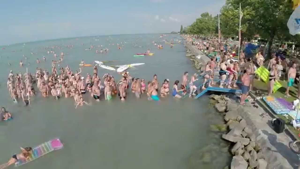A hétvégén ketten fulladtak a Balatonba, a vízirendőrök 21 embert mentettek ki