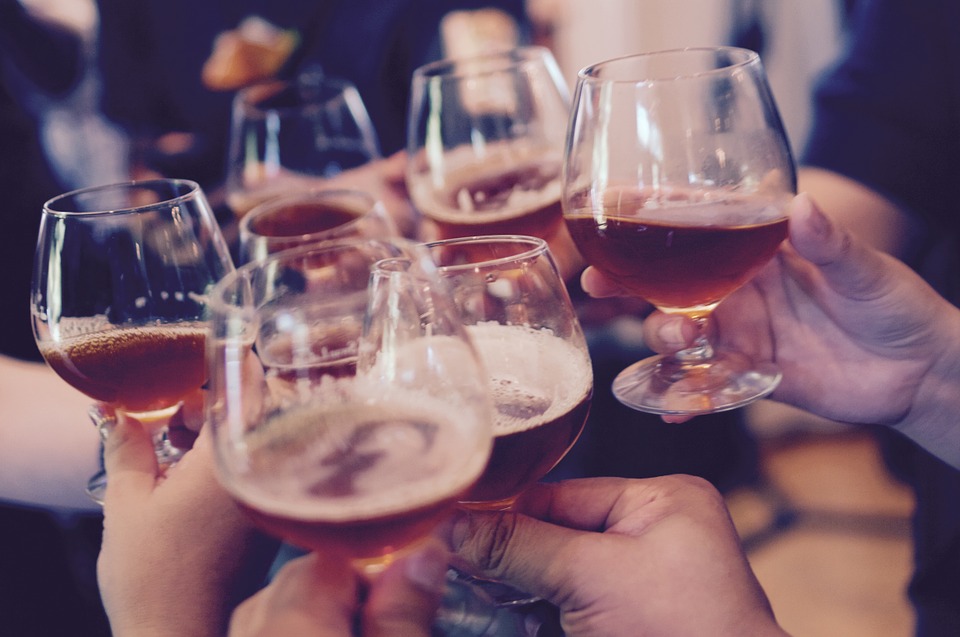 Tovább nő az oroszországi tömeges alkoholmérgezés áldozatainak száma